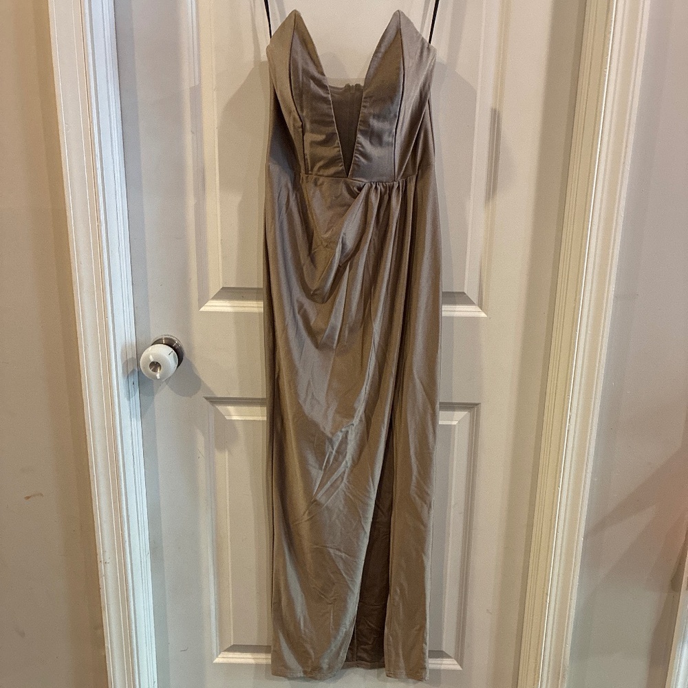 Strapless midi gown with slit